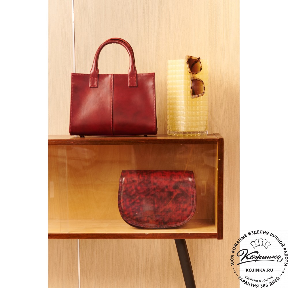 Женская кожаная сумка "Аргентина" (глянец красный)